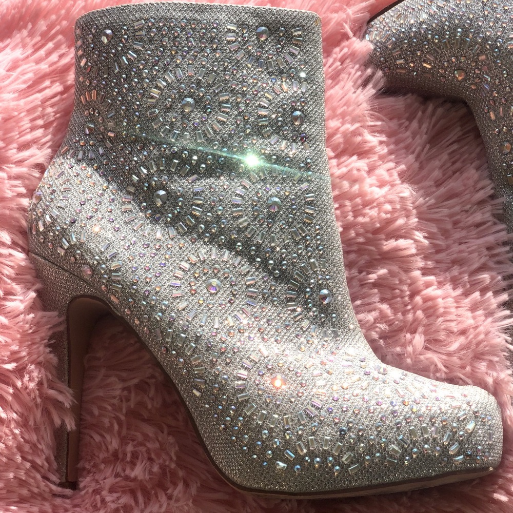 Silver Rhinestone Textured Booties - Picture 3 of 6